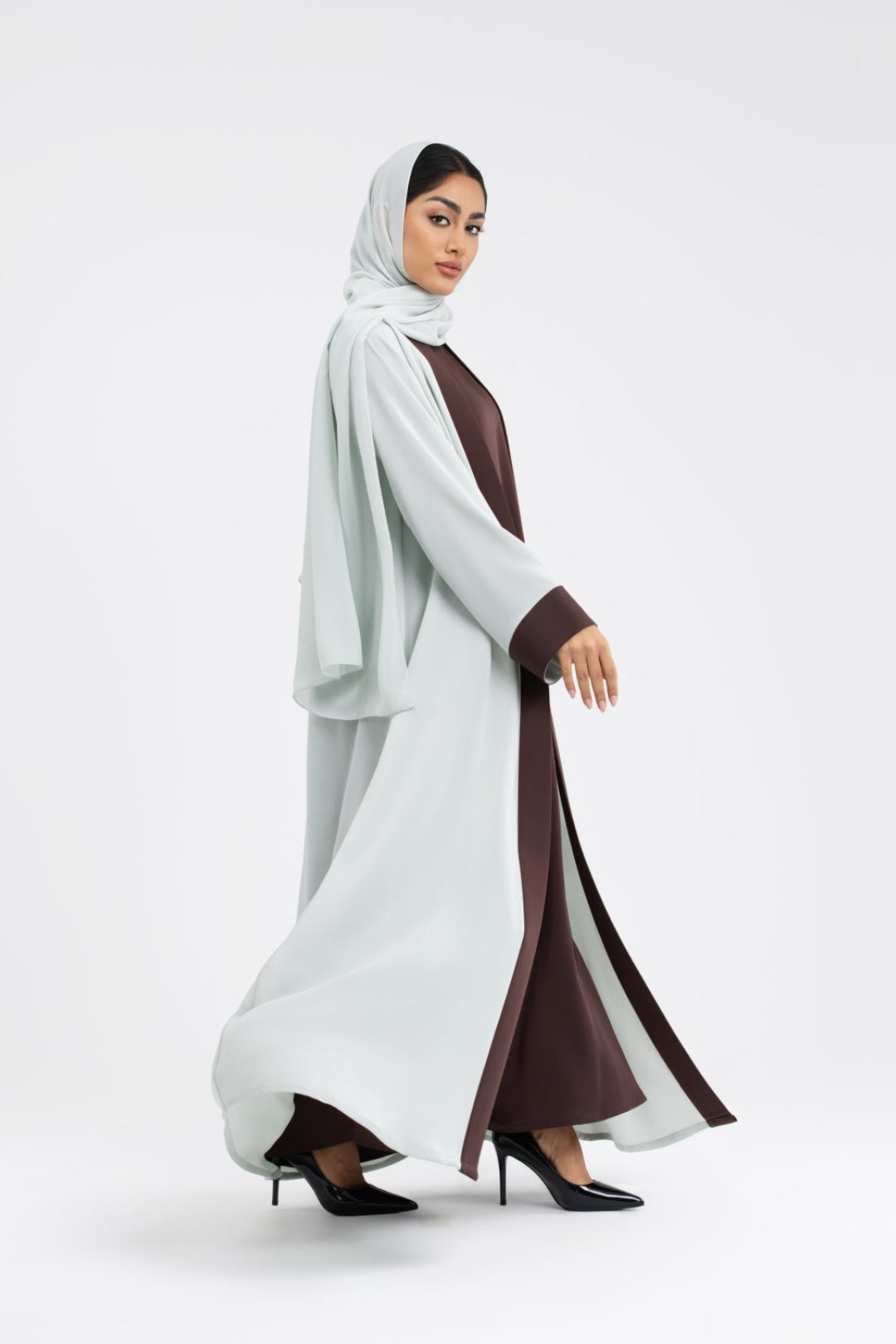 COLOR COMBO ABAYAS