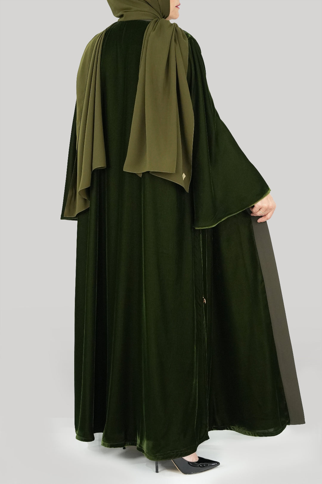 Thowby Dark Olive Green Velvet Winter Abaya