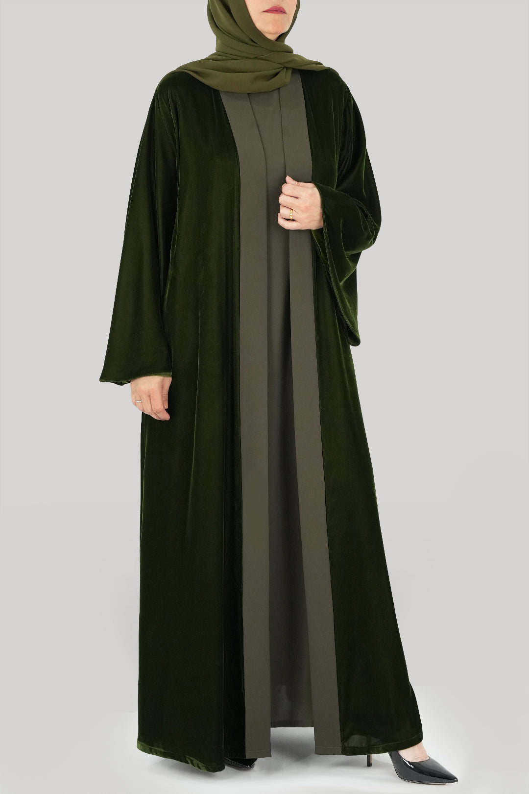 Thowby Dark Olive Green Velvet Winter Abaya