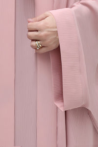 Wrinkled Bisht Pink Colored Abaya