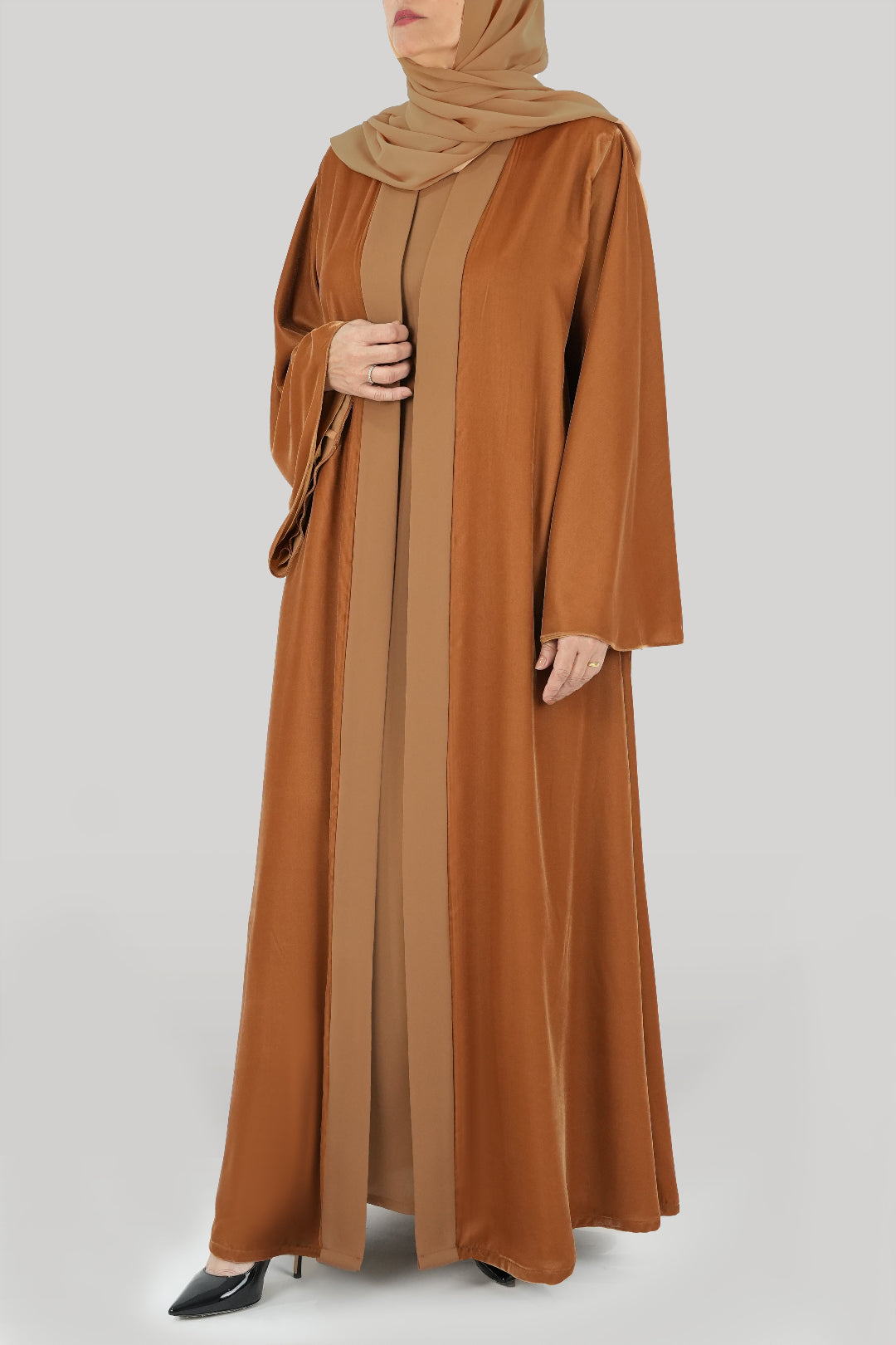 Thowby Chic Brown Velvet Winter Abaya