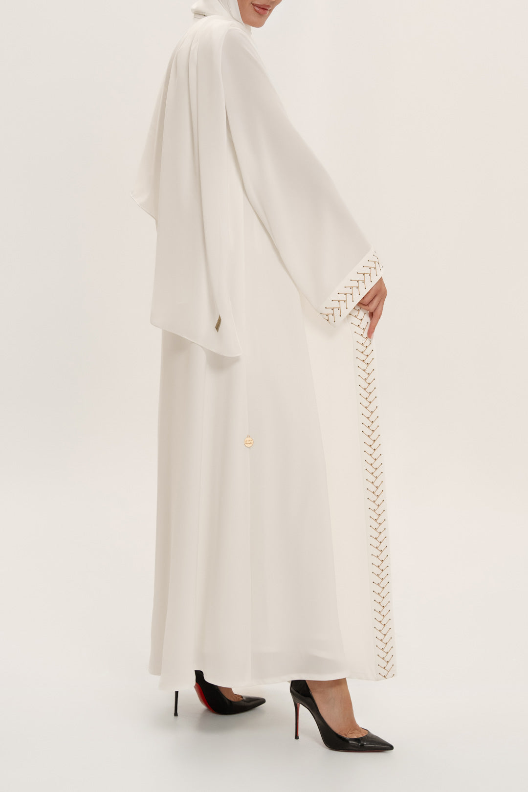 Elegant White Embroidered Abaya