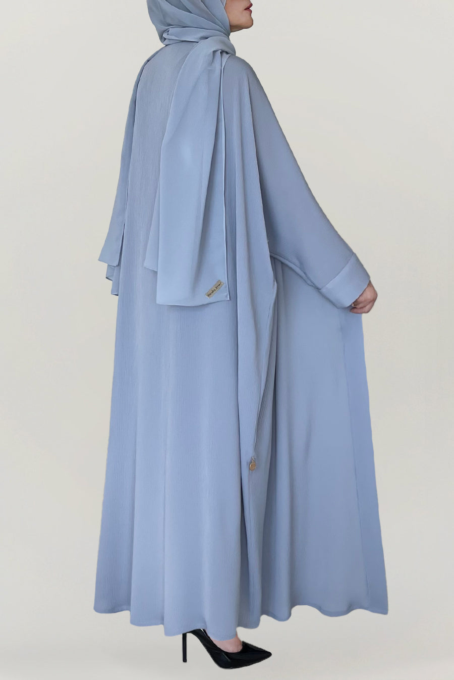 Wrinkle Fabric Blue Colored Abaya