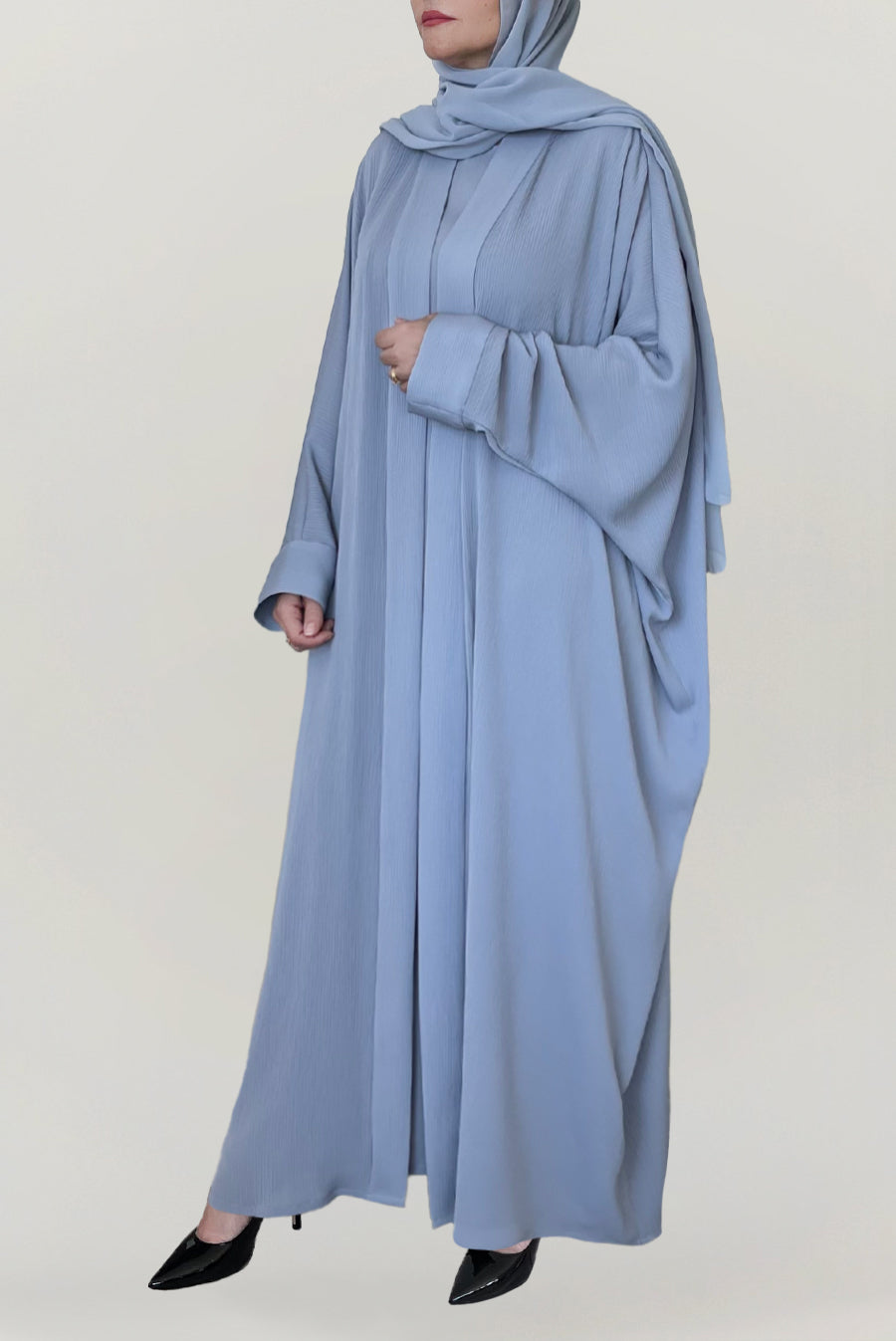 Wrinkle Fabric Blue Colored Abaya