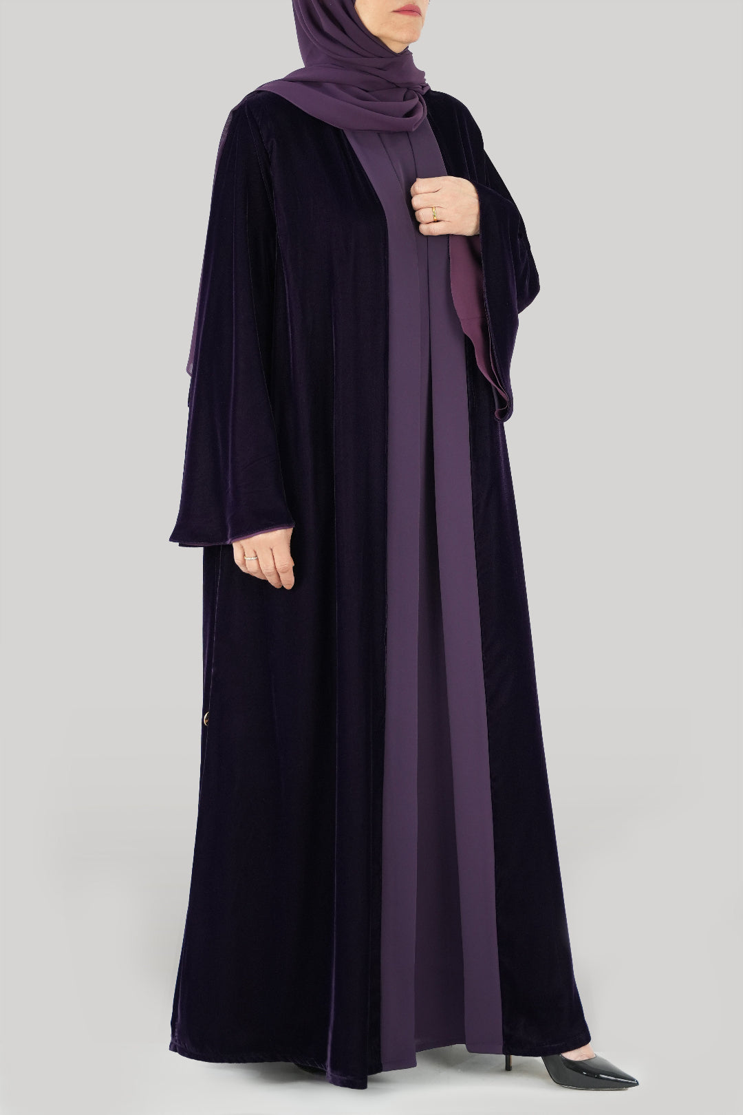 Thowby Cheerful Purple Velvet Winter Abaya