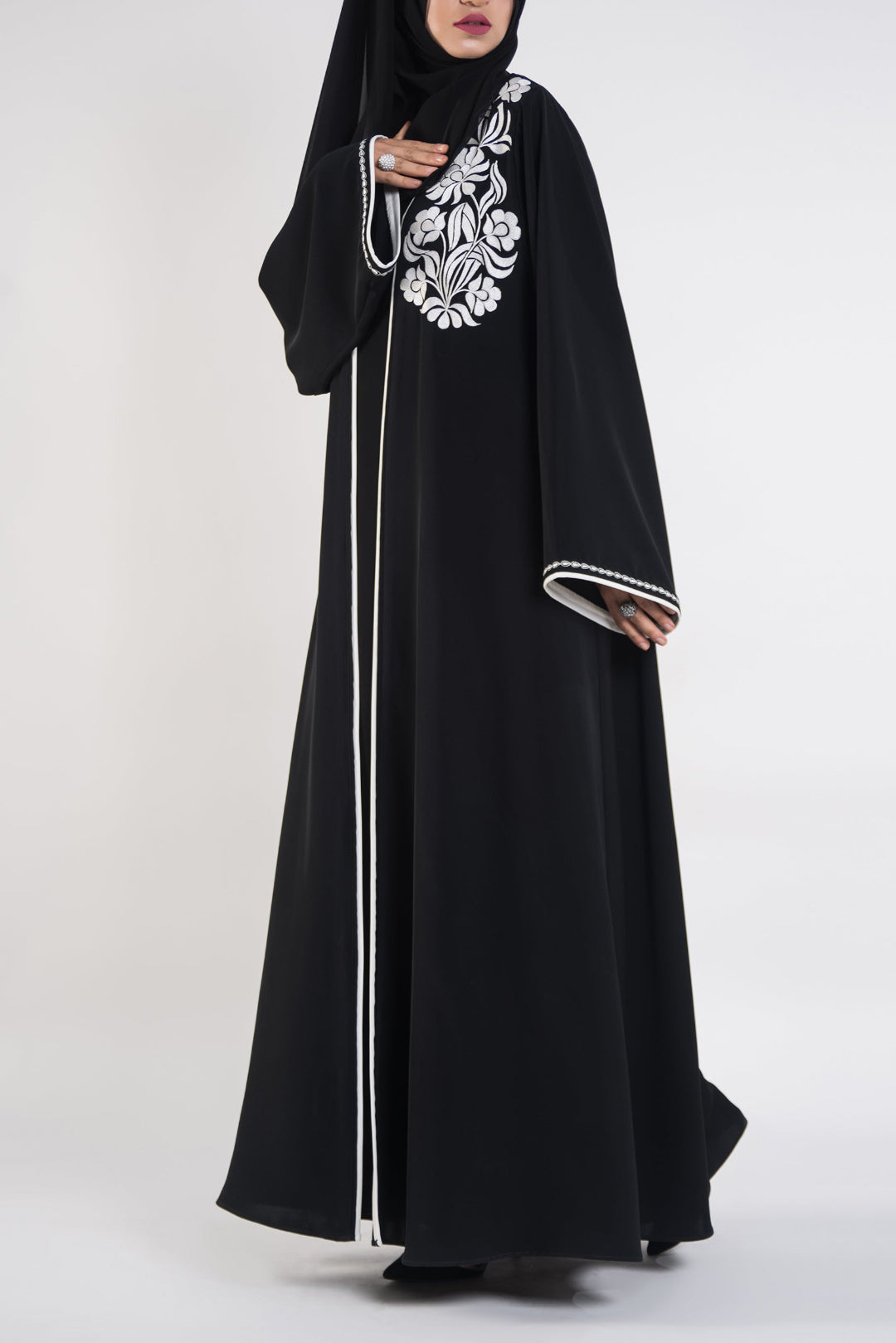 Premium Branded Abaya - thowby - Black embroidery abaya - dubai online abaya shops