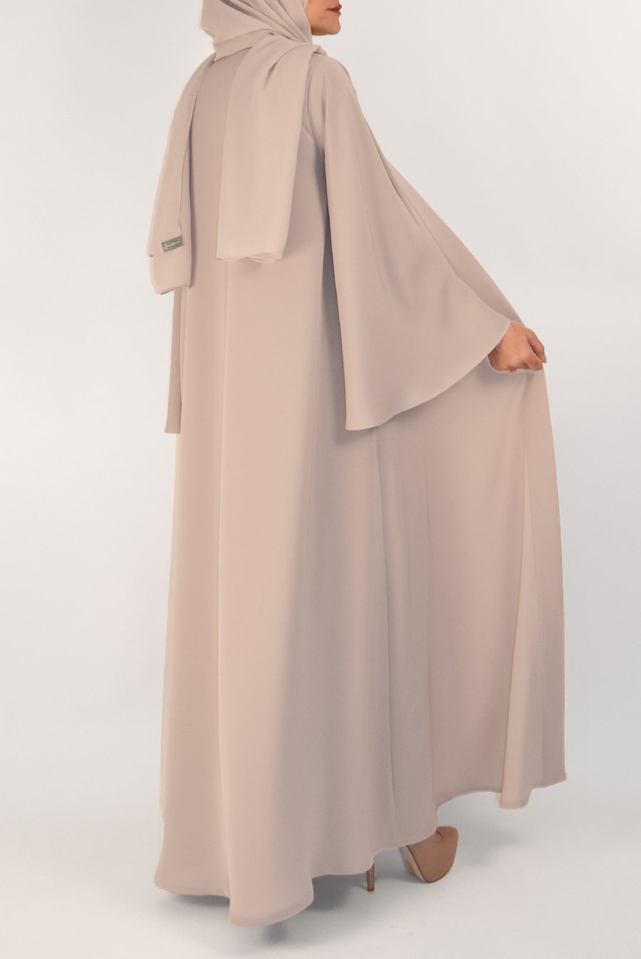Classy Pearl Pink Colored Abaya