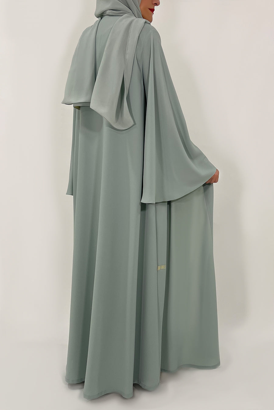 Light Green Abaya - thowby - elegant abaya dubai