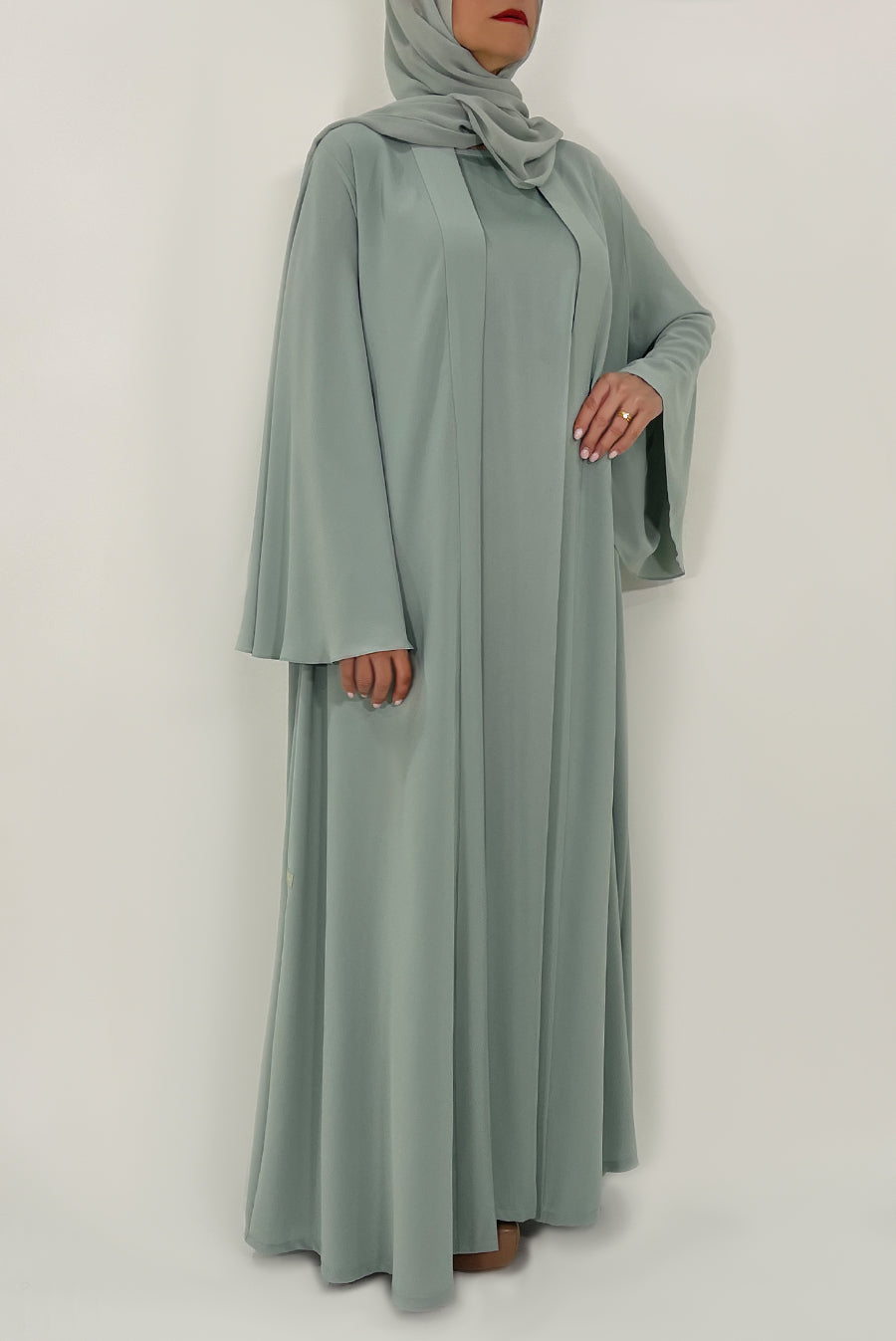 Light Green Abaya - thowby - elegant abaya dubai