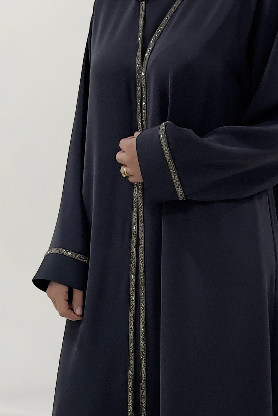 thowby_abaya_dubai_online