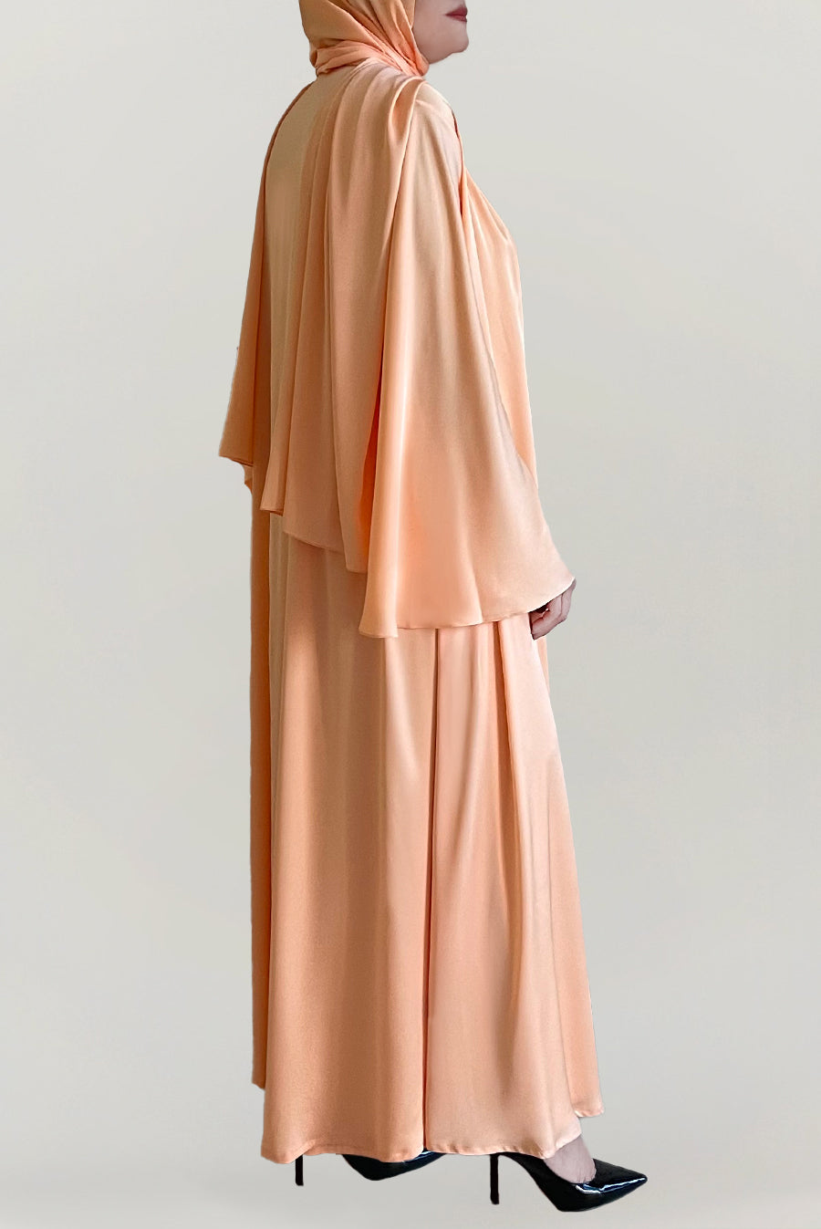 thowby abaya Dubai online