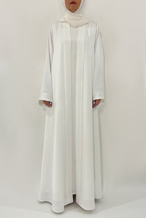 white flow abaya - thowby - elegant dubai abayas