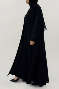 Embellished Graceful Black Abaya