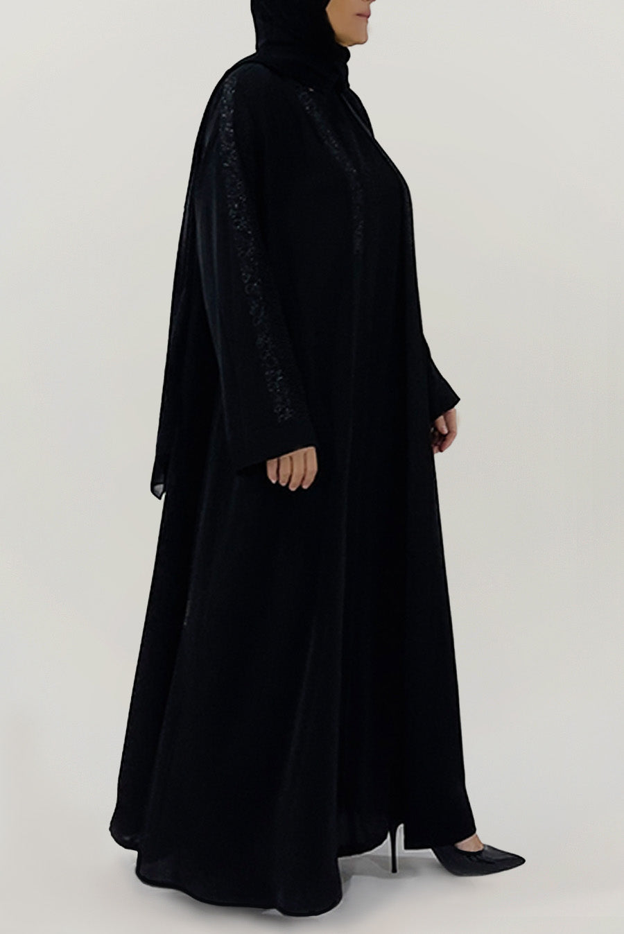Embellished Graceful Black Abaya