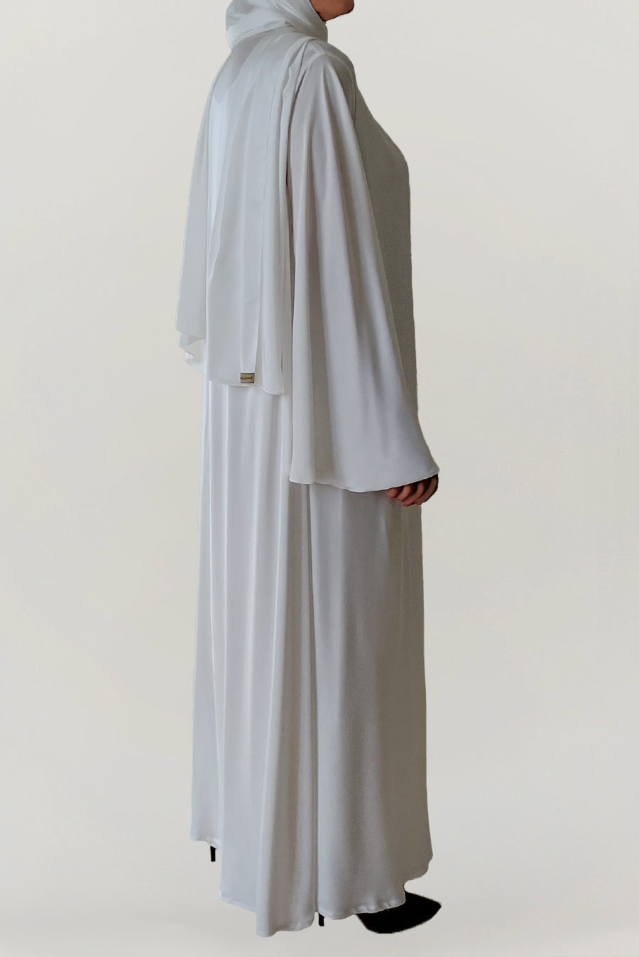 thowby abaya Dubai online