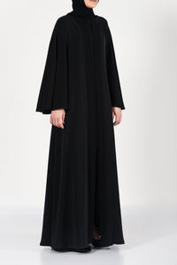 Modest Black Umrah Abaya