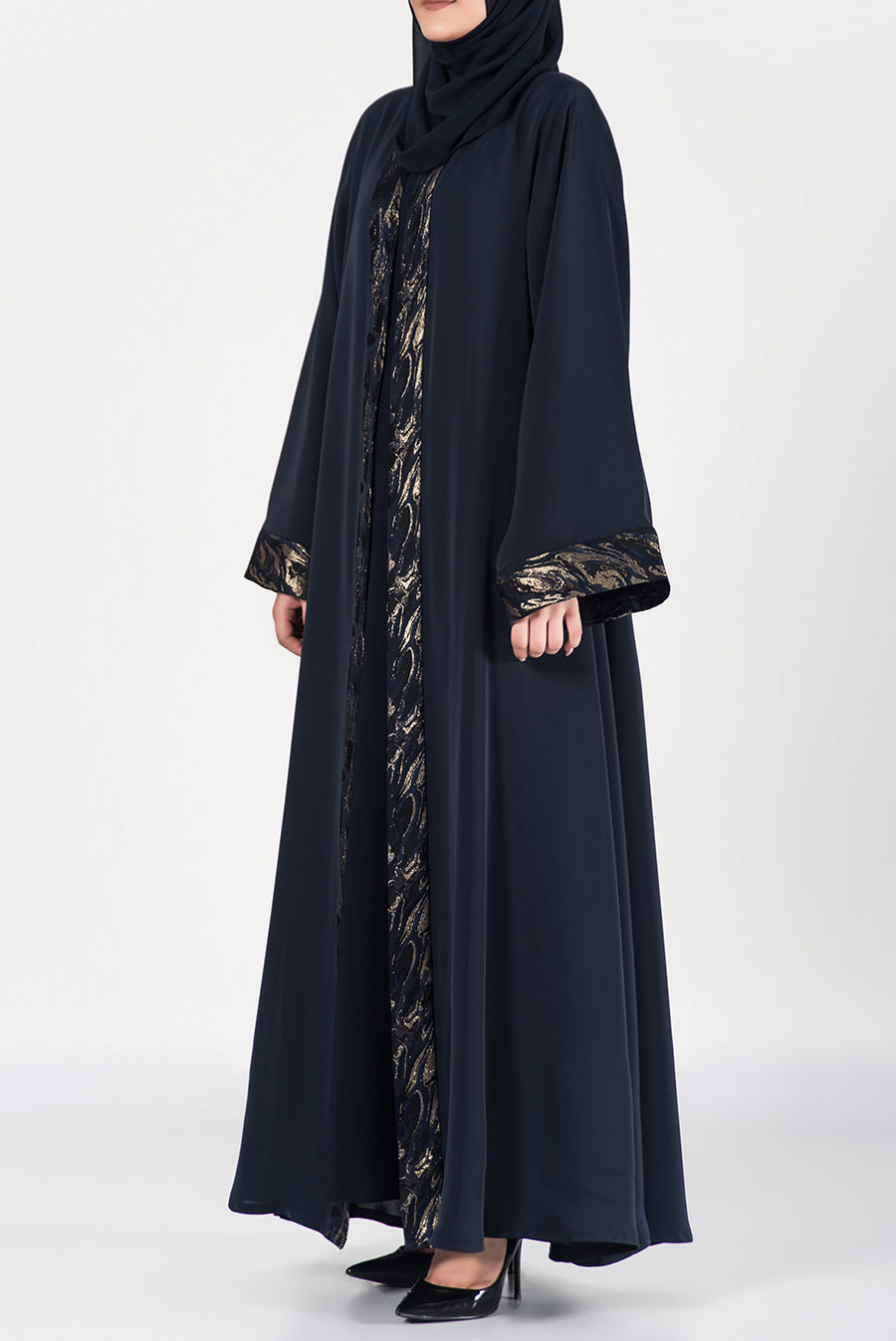 Luxurious Detailed Navy Blue Evening Abaya