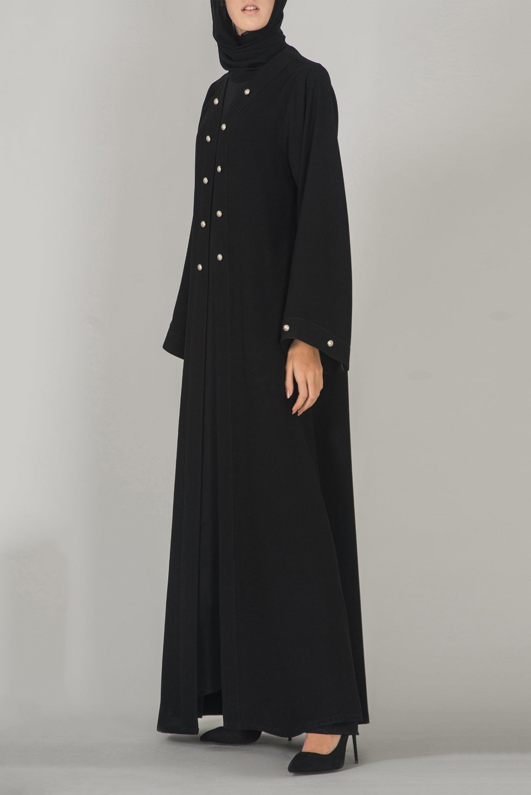 Buttoned-Collar Black Abaya