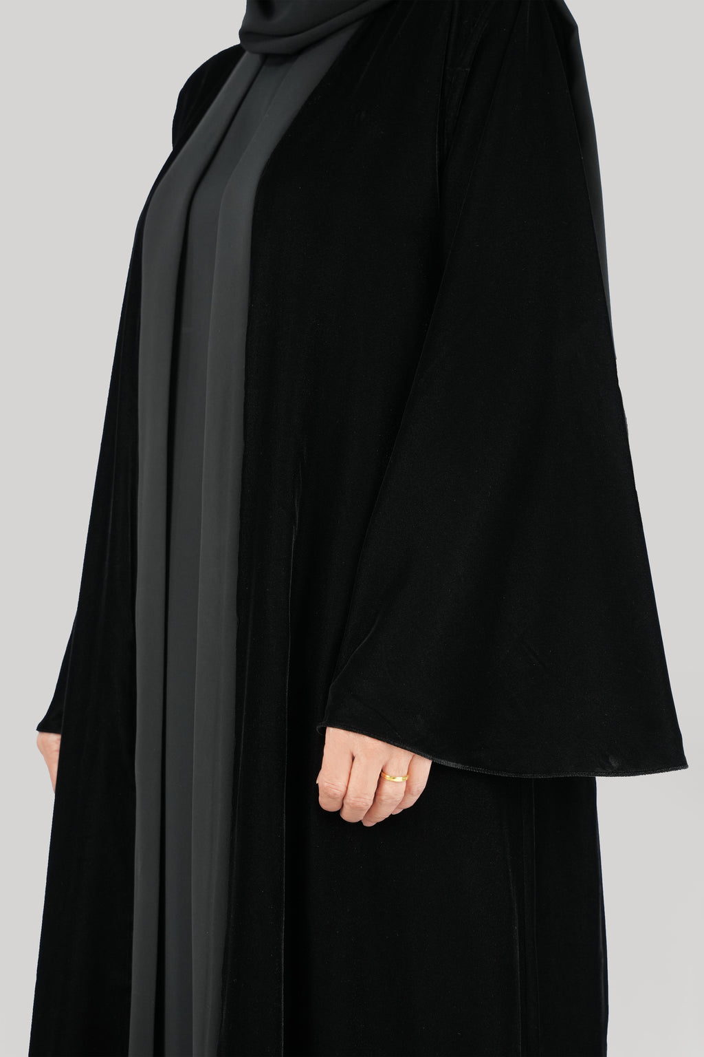 online-dubai-abaya-velvet
