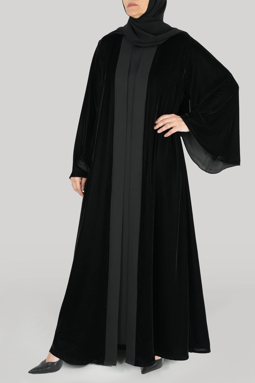 abaya-online-dubai-velvet