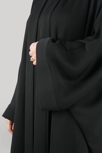 Black Bisht Abaya close up image