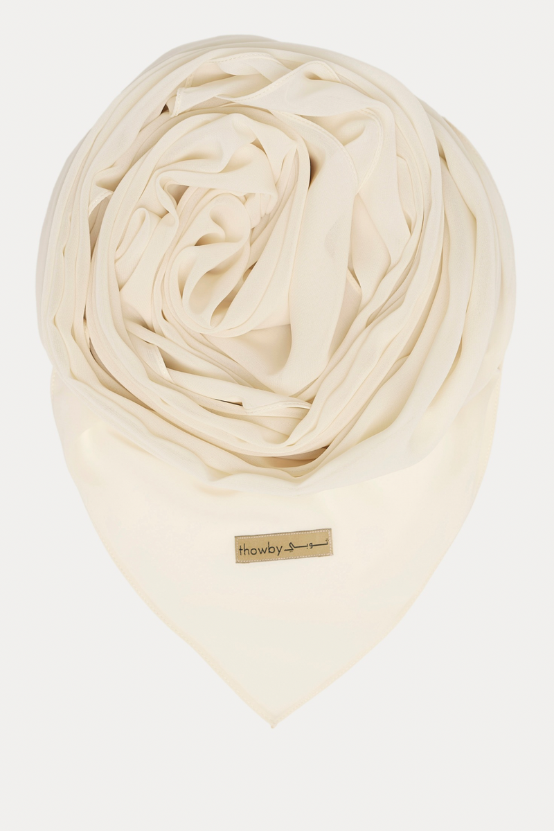Elegant Off White Shayla With Smooth Drape