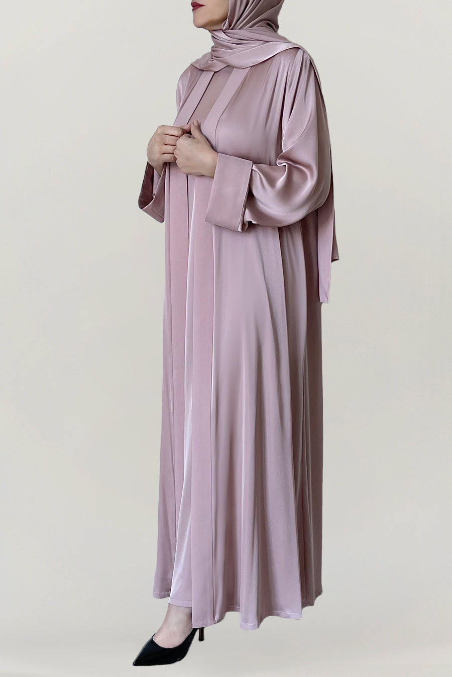 Simple Light Sumo Silk Abaya Set