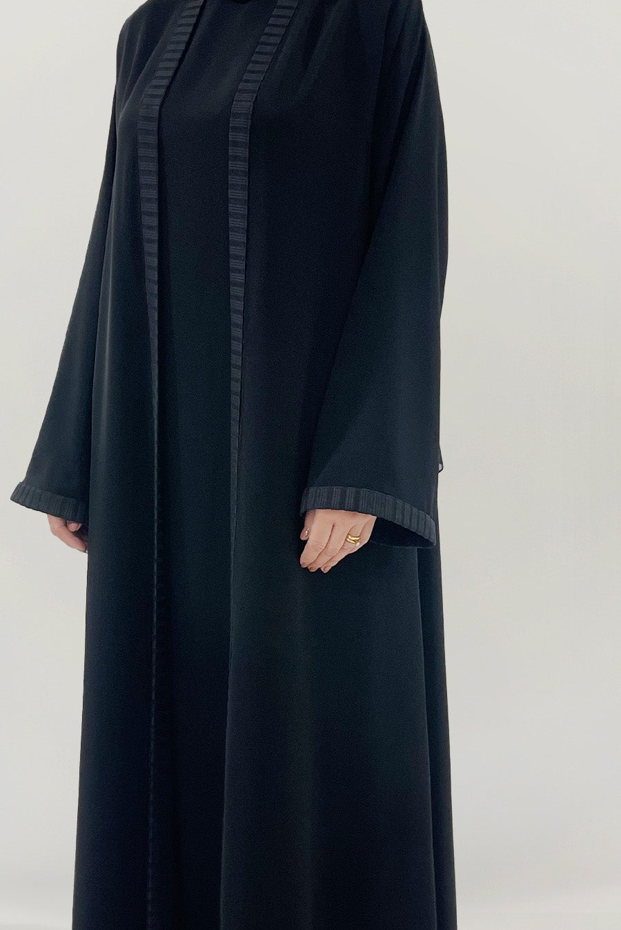 thowby_abaya_dubai_online