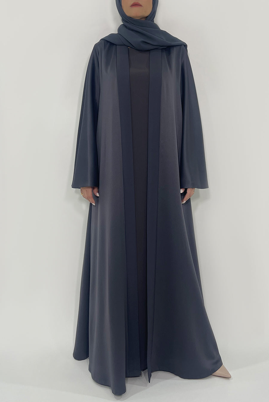 Stunning Navy Blue Colored Abaya