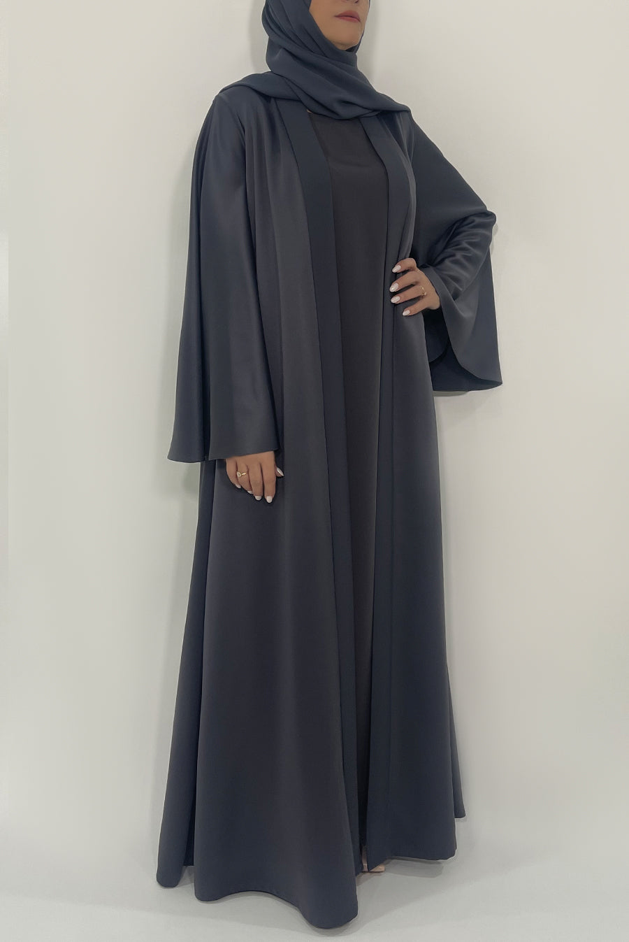 Stunning Navy Blue Colored Abaya