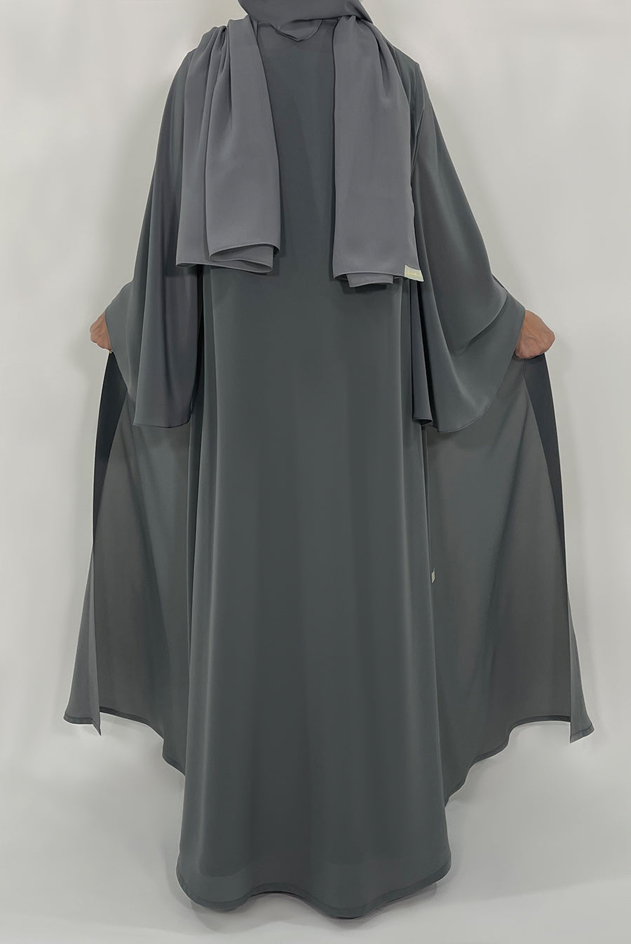 Elegant Flowy Abaya - princess cut design - dubai abaya