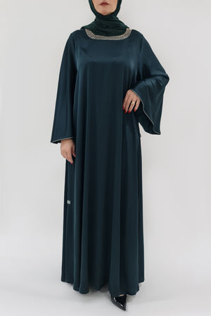 modest dress jalabiya - thowby - best online abaya shops dubai