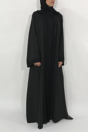 Black Plain Abaya - thowby - Elegant Dubai Abaya